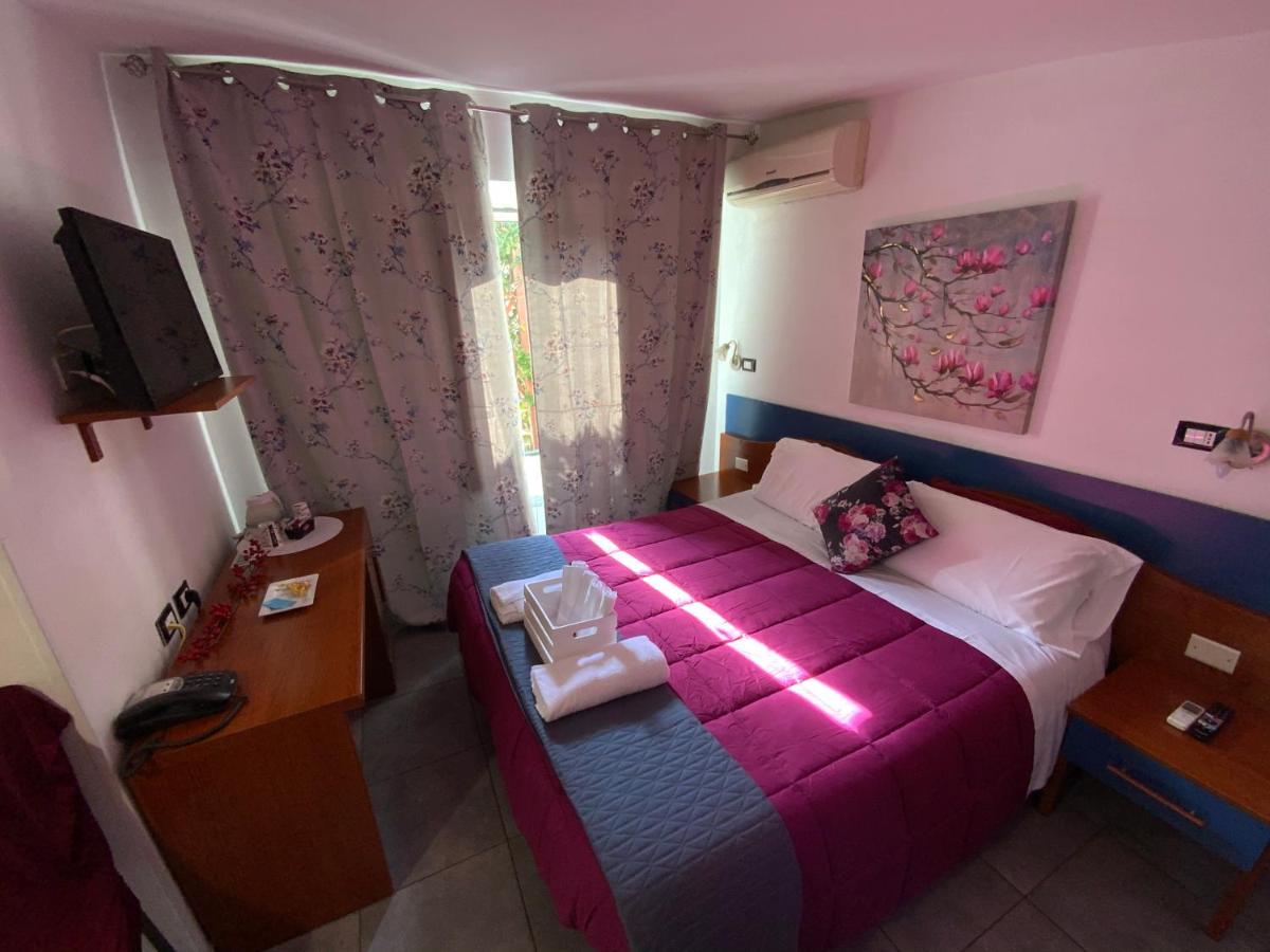 Albergo Villa Marina Anzio Exterior photo